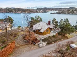 3 Bedroom Cozy Home In Sandefjord