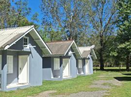 Harry World Parque Hotel，位于库里蒂巴努斯的酒店