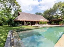 Astonishing 5BR Villa at Mesa de Yeguas