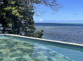 Te fare iti - Bungalow bord de mer，位于Maharepa的酒店