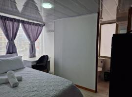 Habitación baño privado garaje moto, Manizales，位于马尼萨莱斯的民宿