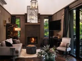 Bainbridge House-beautiful home in native bush
