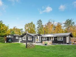 3 Bedroom Gorgeous Home In Gilleleje，位于吉利勒杰的酒店