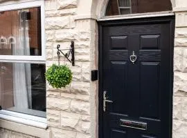 Lowell Street - Cosy 2 Bedroom Home in Worcester!