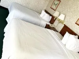 Blue Way Inn & Suites La Crosse