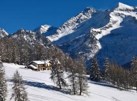 Le Coin des Mélèzes - NATURE, TREK & SKI，位于布吕松的酒店