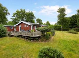 Charming Cottage 450 Meters From The Sea，位于尼克宾西兰岛的酒店