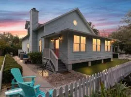 The B.E.A.C.H. House. - 540 Magnolia Ave