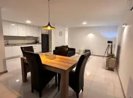 Duarte Apartments - Império