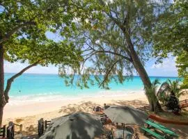 Charming 2 bedroom apt on gorgeous quiet beach - Sea Star 3 apts by Bluescape