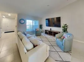 Sea Breeze Lake Villa B