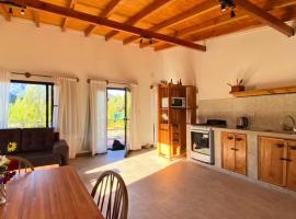 Viento Sur Caba&ntilde;a，位于埃普延的木屋