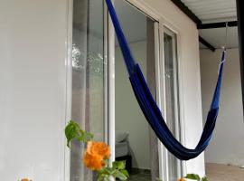 Tu hogar en Tauramena，位于Tauramena的带停车场的酒店