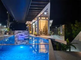 Arrow Hill Vacation House