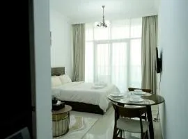 Cozy Private Apartment near Dubai Sharjah broader and Beach & Central Sharjah