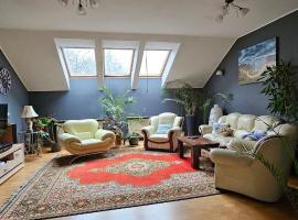 Apartament w Komornikach，位于科莫尔尼基的酒店