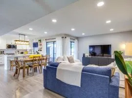 5 Mi to Beach Jupiter Townhome with Pool Access