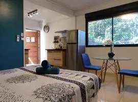 Studio Orchidée - Vue sur jardin et terrasse privée