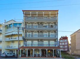 Niki Hotel Paralia，位于帕拉利亚卡泰里尼斯的酒店