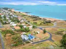 Rocky Retreat At Emu Park