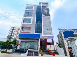 FabHotel VKs - Nr UMCC Shahpur, Jeedimetla，位于海得拉巴的酒店