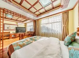 Superior Sunshine King Room