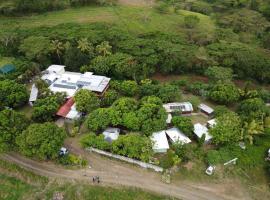 Outback Retreat/Hotel, Ba Fiji