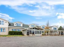 Rodeway Inn Formerly Camp Inn Lodge