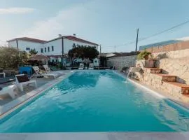 Casa da Cerca-Suíte Aconchegante com Piscina