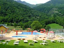 HolaCamp Aran Aventura，位于莱斯的酒店