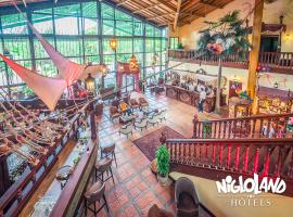Nigloland Hôtels，位于多朗库尔的酒店