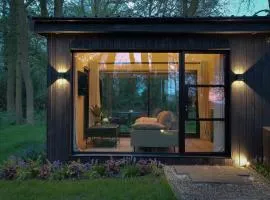 The Woods - Luxury cabin in a woodland setting