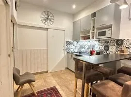 Charles V Marais Apartment