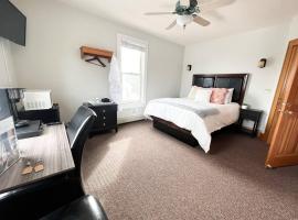 Erie Suite at The Bayfield Guest House in Bayfield，位于贝菲尔德的酒店