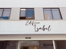 Apartasuites ISABEL，位于卡利的公寓式酒店