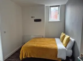 The Hyde House - En Suite Rooms