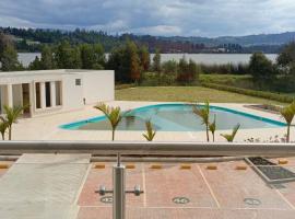 ESPECTACULAR Apartamento NAUTICA PAIPA VISTA AL LAGO SOCHAGOTA，位于派帕的酒店