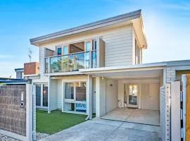 Central Grove - Sleeps 6 - Presidents Ave
