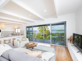 Sunset Shores，位于Snake Island的酒店