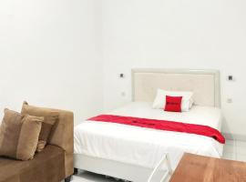 RedDoorz Syariah at Aziziah Homestay Lampung，位于Kedaton的酒店