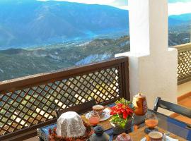 tuGuest Carataunas Apartment Alpujarra VIII，位于Carataunas的酒店