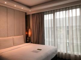 Penthouse Hotel and Residences 407，位于安吉利斯的酒店