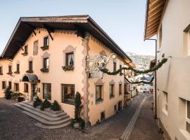 Hotel Cavallino D'Oro Bed&Breakfast，位于卡斯特尔罗托的酒店