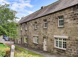 Elyvale Cottage in the heart of Rothbury，位于罗斯伯里的酒店