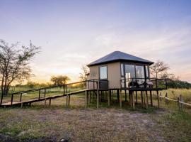 Chobe River Camp，位于Ngoma的带泳池的酒店