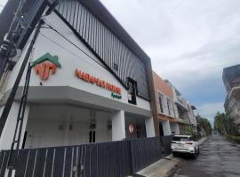 Nadamax House Syariah，位于Bonorejo的酒店