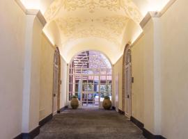 Archimedes suites，位于卡塔尼亚的自助式住宿