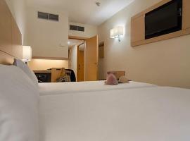 孔德斯哈罗酒店，位于洛格罗尼奥的酒店