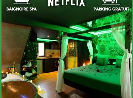 La Forêt Enchantée - Chambre à thème Love Room Jacuzzi - Évasion pour deux，位于Schirrhein的酒店