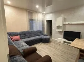 Schöne 2 Zimmer Ferienwohnung mit WLAN Direkt an der Autobahn